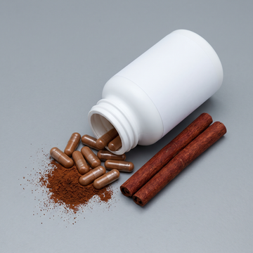 A typical cinnamon capsule bottle